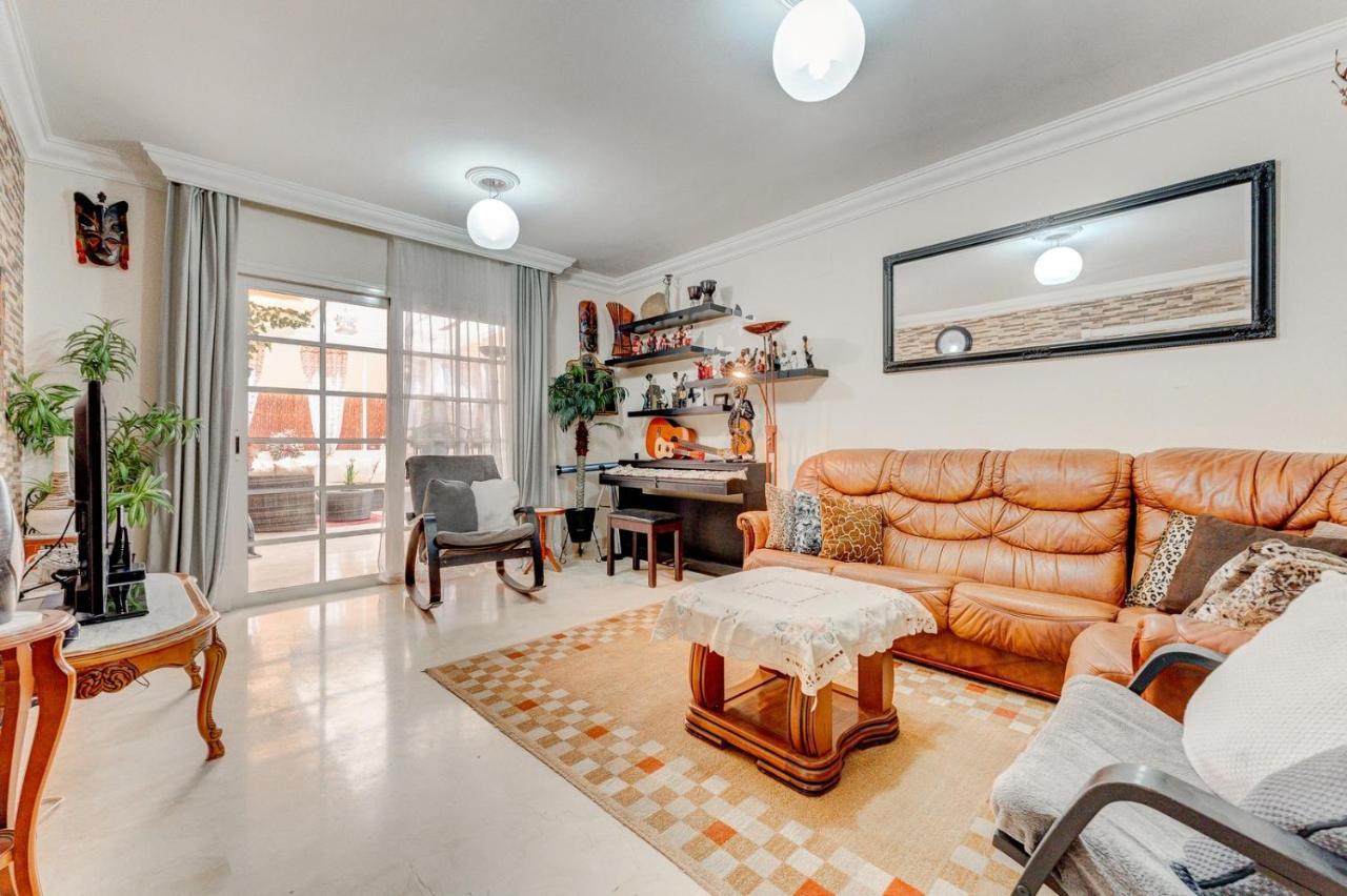 Beautiful Apartment In Terrazas Del Duque I アデヘ エクステリア 写真