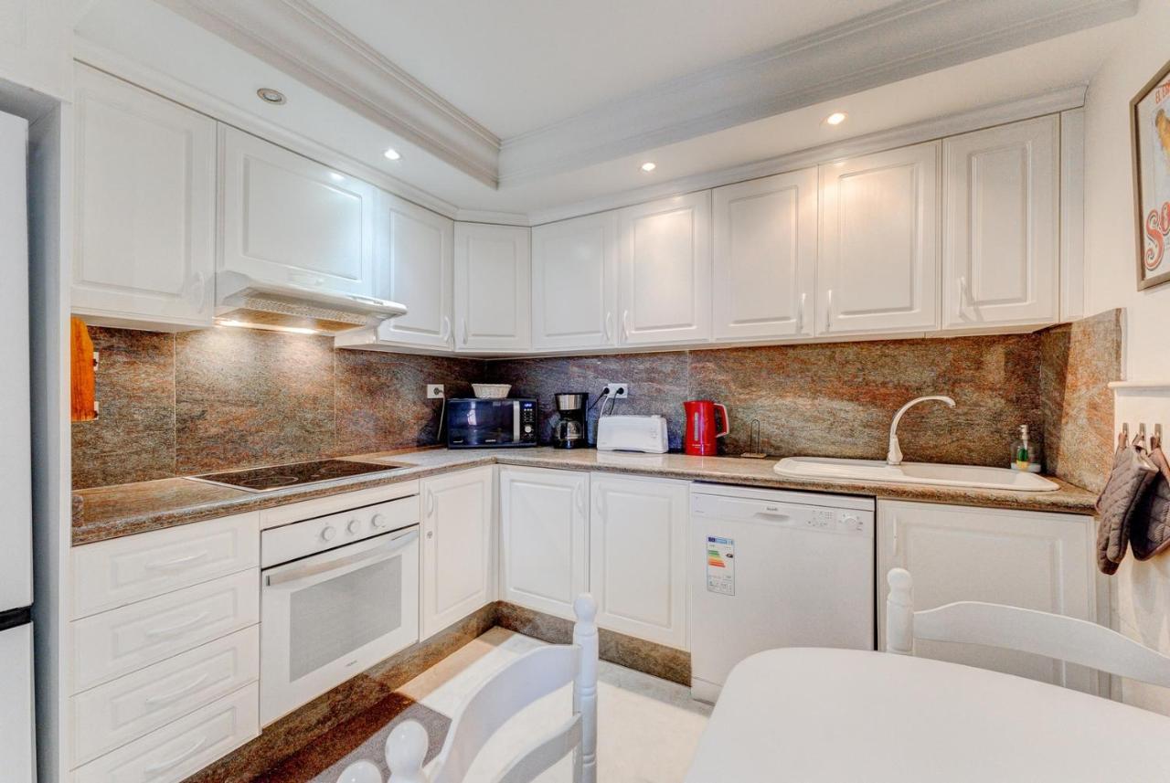 Beautiful Apartment In Terrazas Del Duque I アデヘ エクステリア 写真